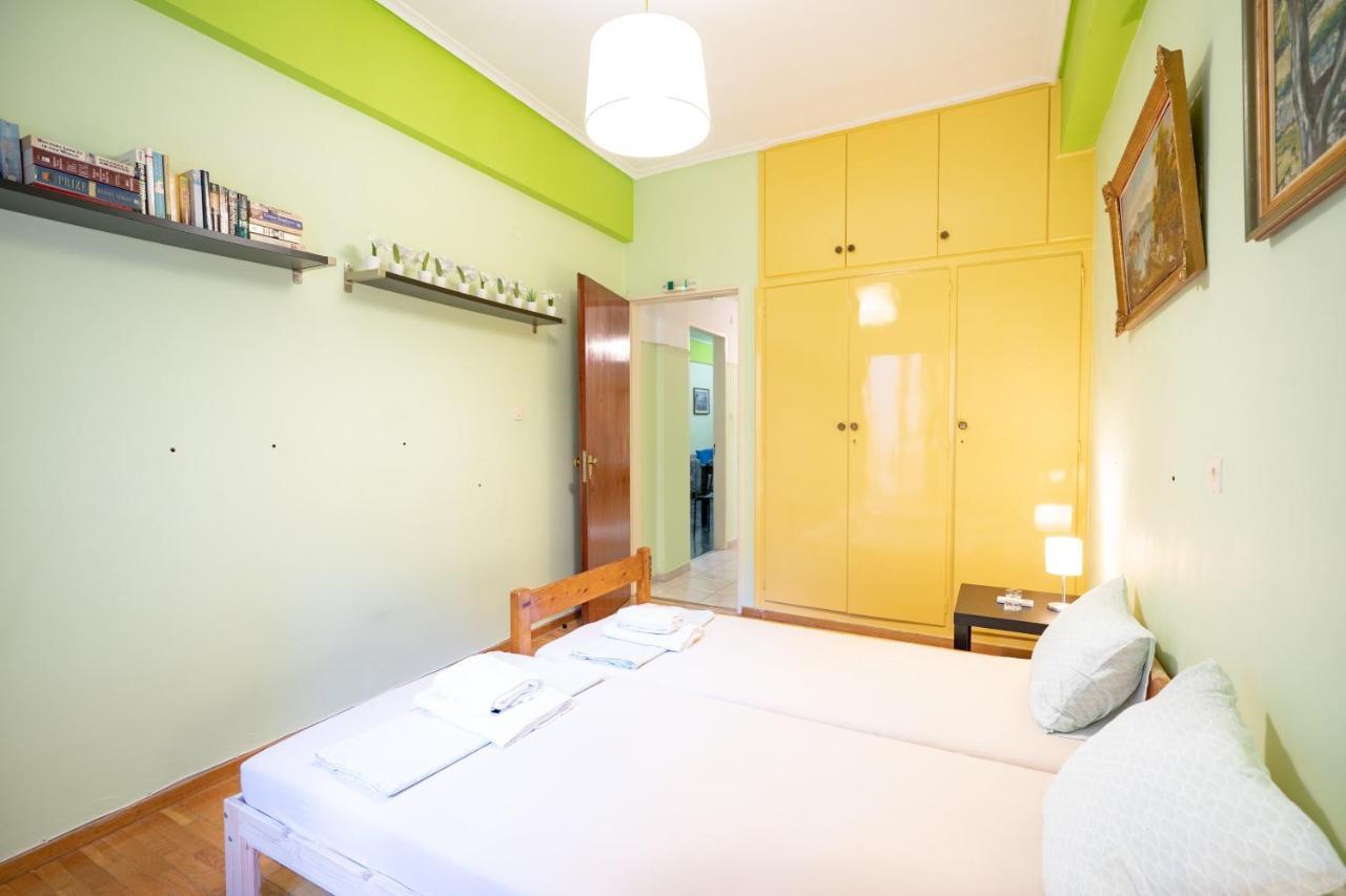 Ampelokipi Metro St. 2 Bedrooms 6 Pers. Apartment Aten Exteriör bild