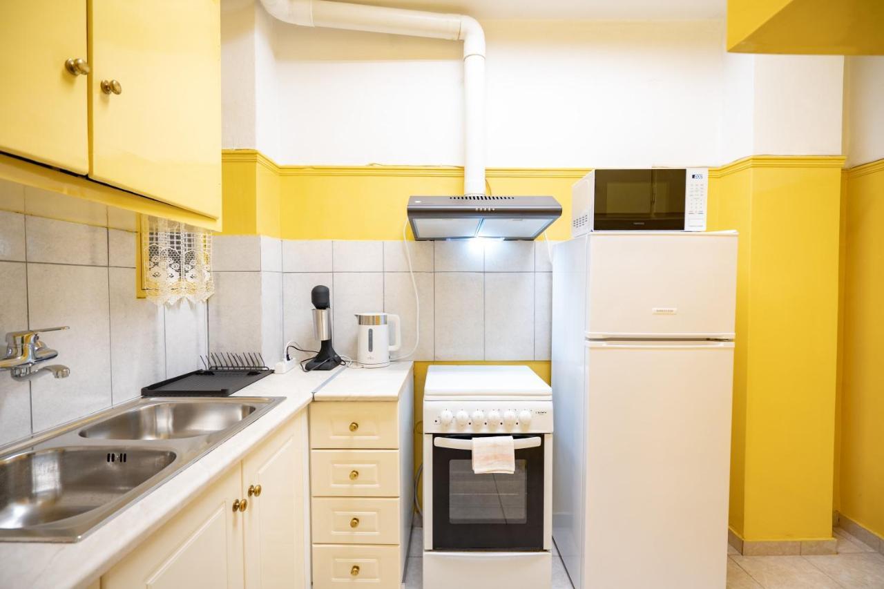 Ampelokipi Metro St. 2 Bedrooms 6 Pers. Apartment Aten Exteriör bild